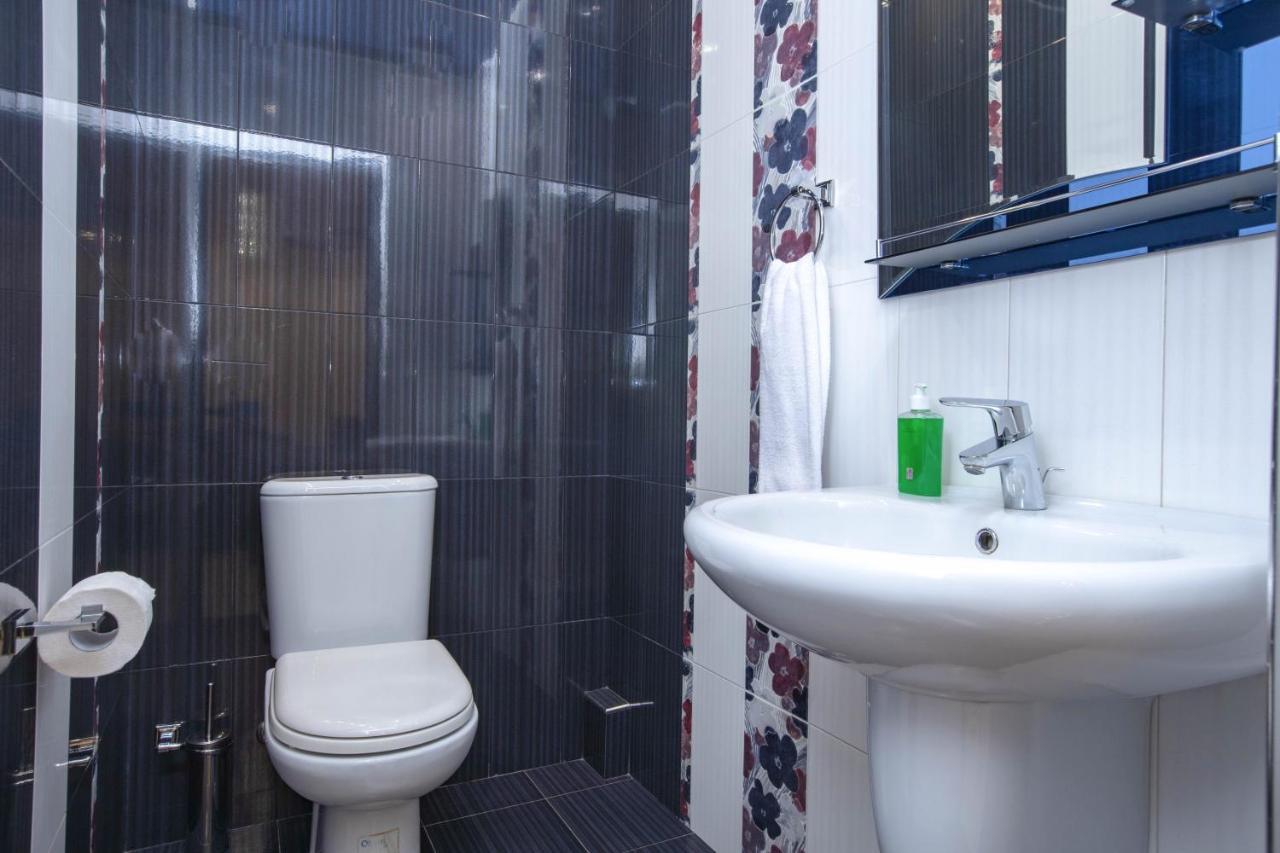 Stay Inn Apartments On Amiryan 4-6 Jerevan Buitenkant foto