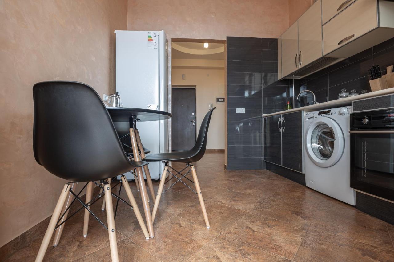 Stay Inn Apartments On Amiryan 4-6 Jerevan Buitenkant foto