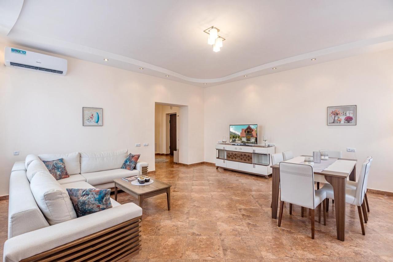 Stay Inn Apartments On Amiryan 4-6 Jerevan Buitenkant foto