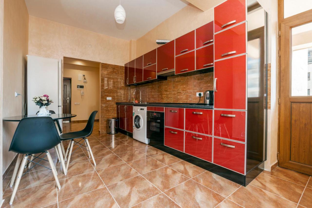 Stay Inn Apartments On Amiryan 4-6 Jerevan Buitenkant foto