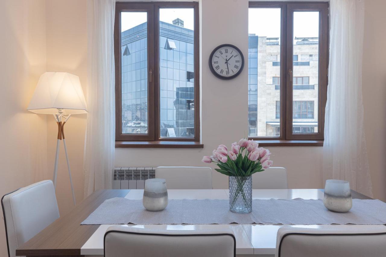 Stay Inn Apartments On Amiryan 4-6 Jerevan Buitenkant foto