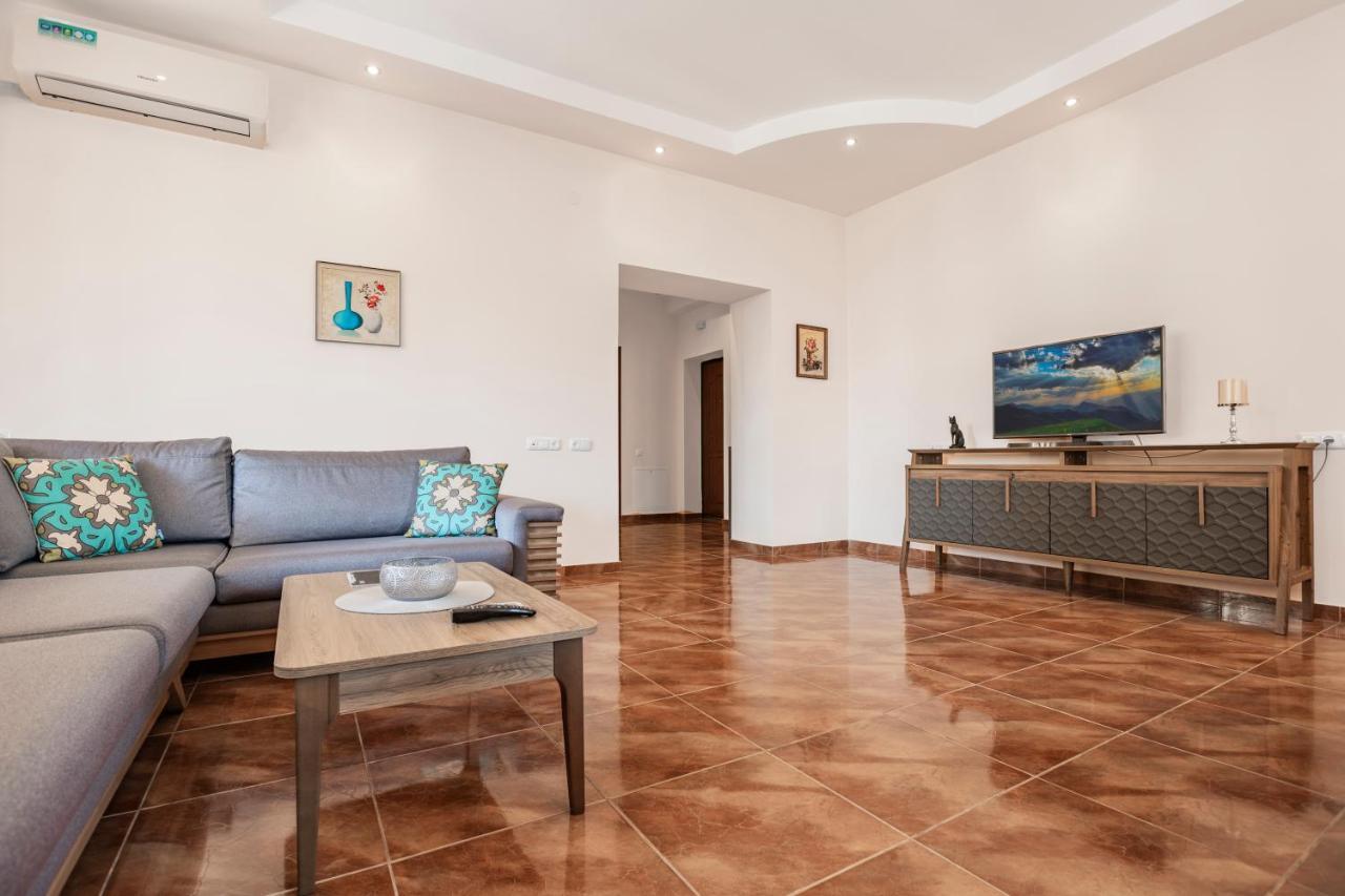 Stay Inn Apartments On Amiryan 4-6 Jerevan Buitenkant foto
