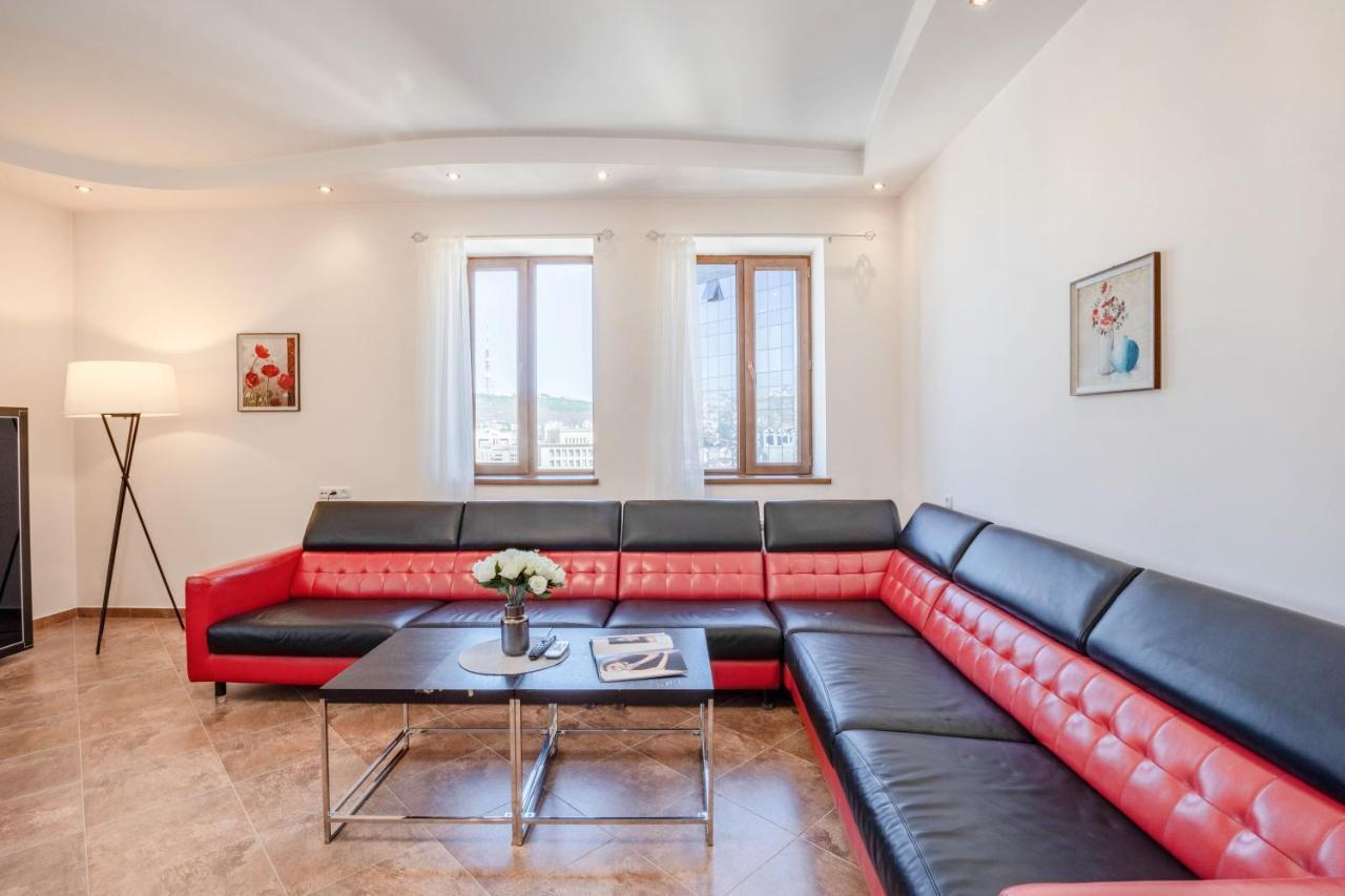 Stay Inn Apartments On Amiryan 4-6 Jerevan Buitenkant foto