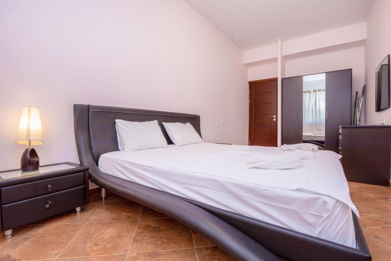 Stay Inn Apartments On Amiryan 4-6 Jerevan Buitenkant foto